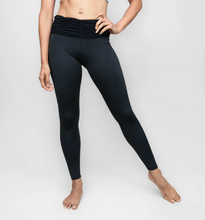 Load image into Gallery viewer, Power Mesh Ruche Waist Leggings
